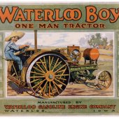 100-years-of-John-Deere-tractors-9076312_1