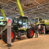 Agritechnica-Day-5-Loading-and-lifting-8887110_6