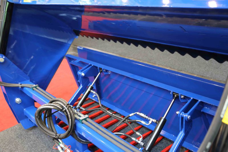 Agritechnica-Shear-grab-for-all-handling-jobs-2602383_0