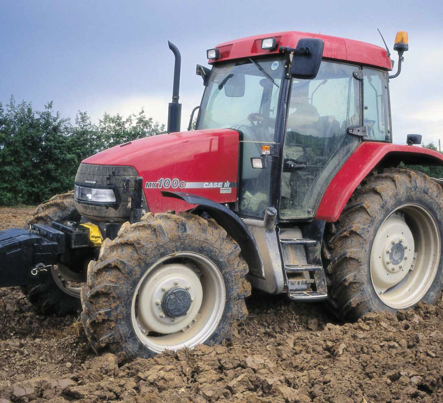 Case-IH-Maxxum-MX100C-lt-10-2000