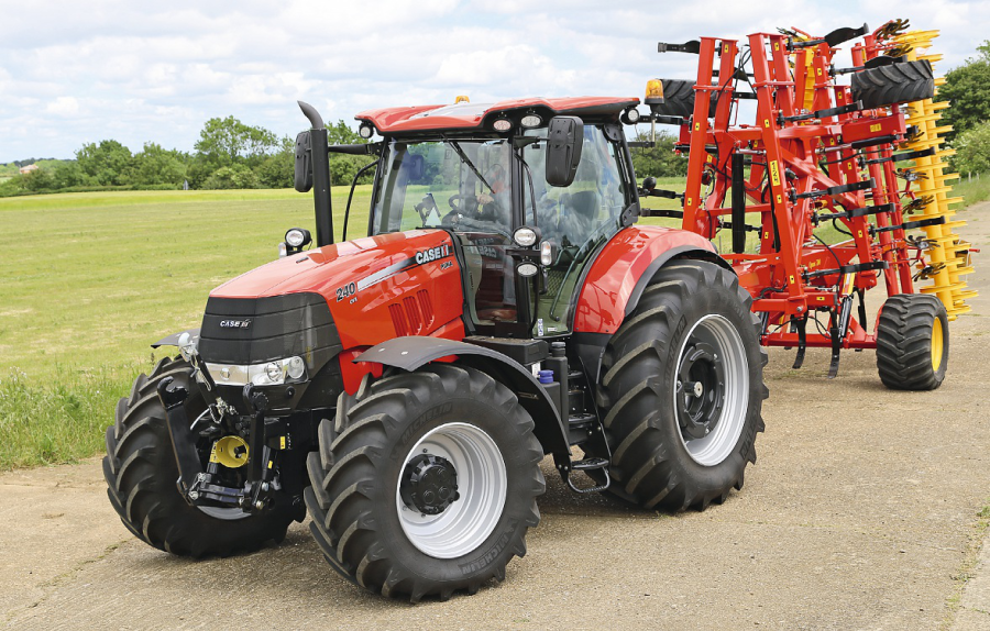 Case-IH-Puma-240-CVX-Stage-IV-di-7-8-2015