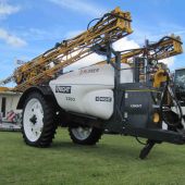 Cereals-17-Arable-crowds-enjoy-the-sunshine-8320436_11