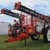 Cereals-17-Arable-crowds-enjoy-the-sunshine-8320436_9