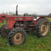Cheffins-sale-of-rare-International-tractors-7454836_1