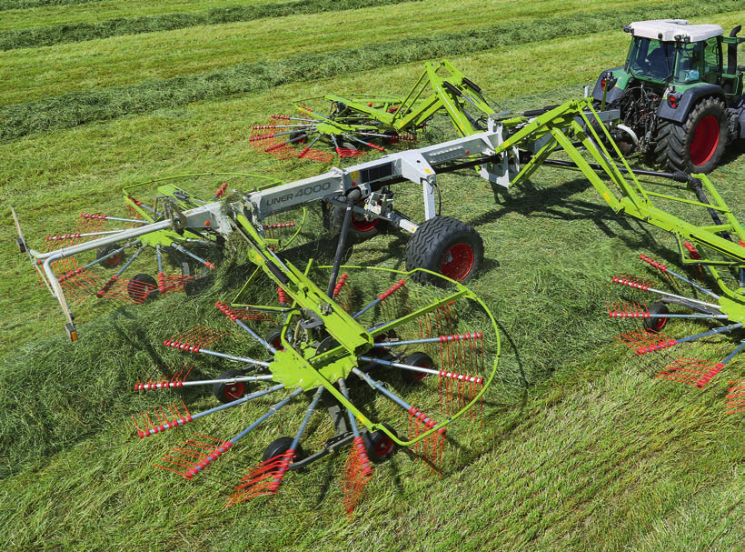 Claas-Liner-4000-four-rotor-rake-pt-02-2015