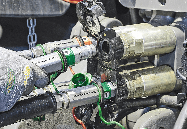 Comparing hydraulic couplers Profi