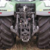 Conventional-tractor-hits-500hp-2471218_7