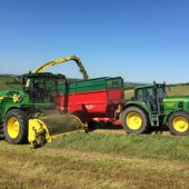 County-Armagh-contractor-gets-first-John-Deere-forager-3532049_1
