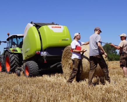 DLG-approval-for-new-Claas-baler-7777355_0