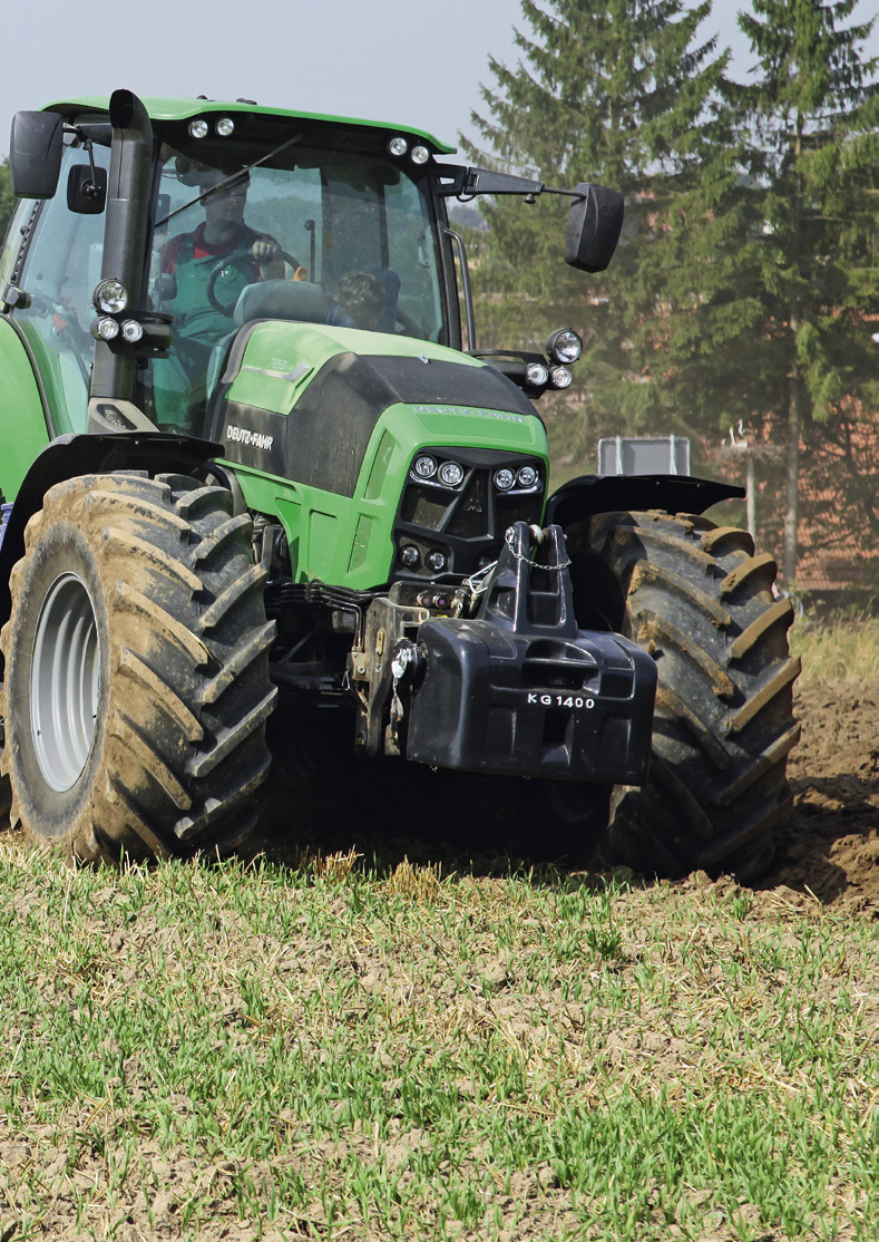 Deutz-Fahr-Agrotron-6-Cshift-di-02-2015
