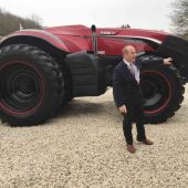 Driver-less-tractor-for-2020-7736360_0