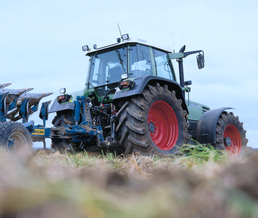 Fendt-515-C-tt-04-1998