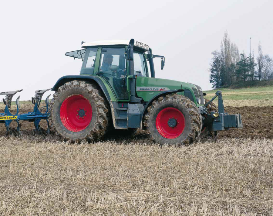 Fendt-Favorit-716-Vario-tt-09-1999