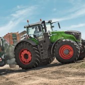 Fendt-delivers-1-000th-Vario-1000-8958611_1