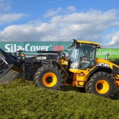 Grassland-17-Making-silage-in-the-sun-8289599_0