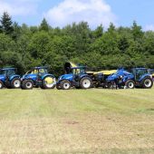 Grassland-17-Making-silage-in-the-sun-8289599_15
