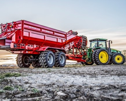 Grimme-potato-chaser-bin-prototype-6012713_0