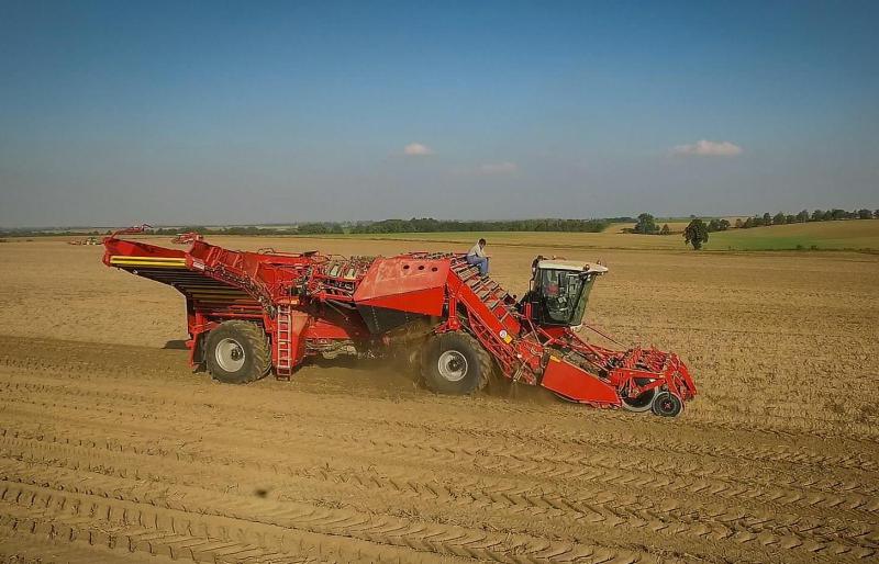 Grimme-tests-pototato-harvester-prototype-5384572_0