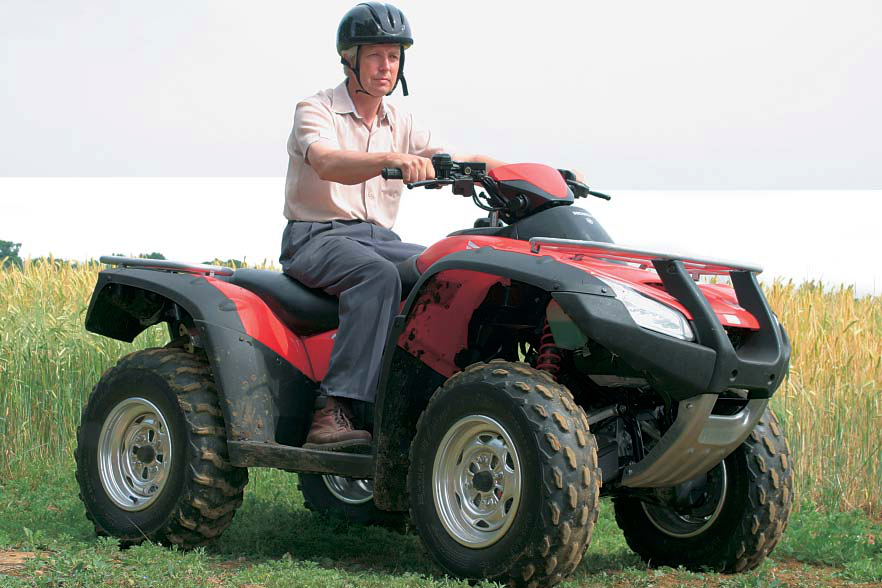Driving impression Honda Rincon 650 ATV Profi