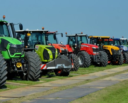 Increase-in-new-tractor-registrations-8410067_0