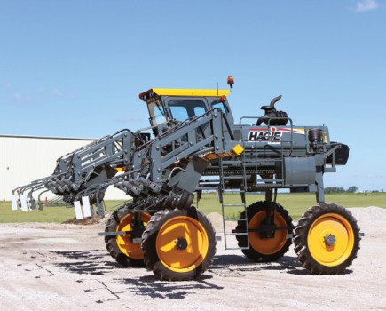 John-Deere-enters-high-clearance-sprayer-market-2923493_0