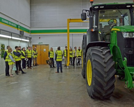 John-Deere-firsts-for-apprentice-training-6136809_0