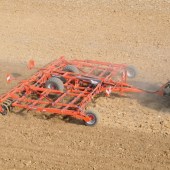 Kuhn-multi-purpose-seedbed-cultivator-8102810_2