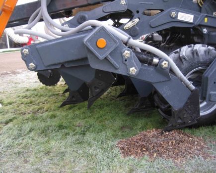 LAMMA-16-Row-width-change-at-the-flick-of-a-switch-2685664_0