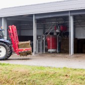 Lely-s-first-silage-block-cutter-8960204_1