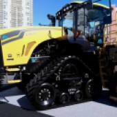 MTS-shows-630hp-scraper-tractor-7999256_1