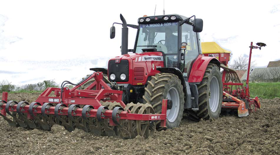 -Machinery-operation-on-difficult-ground-CM-2-2006