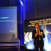Michelin-two-in-one-tyre-with-central-inflation-system-8903065_0