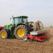 Mounted-Maestro-brings-precision-to-small-farms-5232037_1