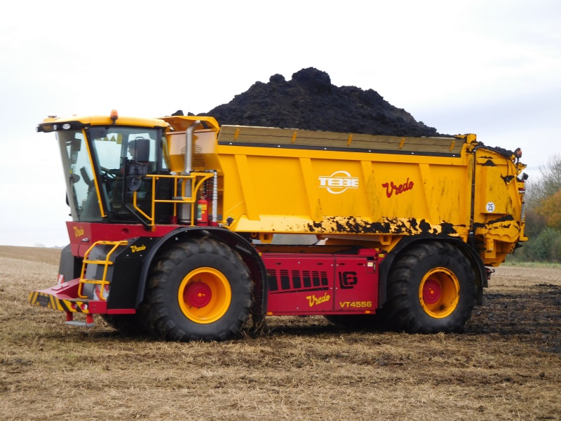 Multiple-British-orders-for-Vredo-muck-spreaders-6858530_0