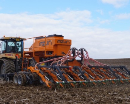 Mzuri-strip-till-drills-to-debut-at-Cereals-3302279_0