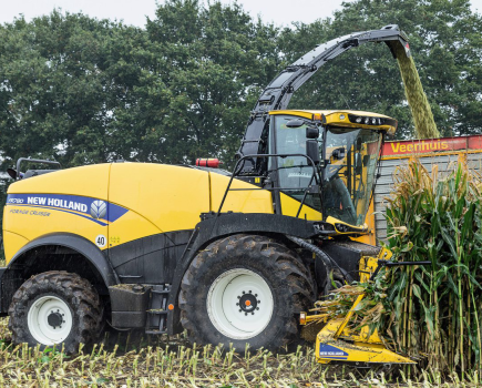 New-Holland-FR-780-Forager-Cruiser-self-propelled-forager-di-09-2016