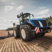 New-Holland-s-T9-gets-a-CVT-8889974_0