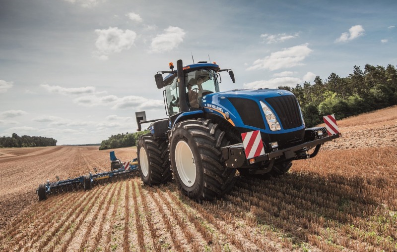 New-Holland-s-T9-gets-a-CVT-8889974_0