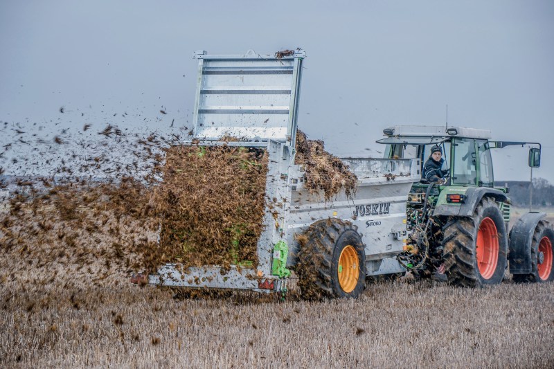 New-baby-muck-spreader-from-Joskin-2847856_0
