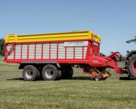 New-features-for-larger-Poettinger-wagons-9058815_0