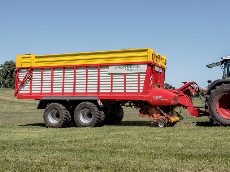 New-features-for-larger-Poettinger-wagons-9058815_0