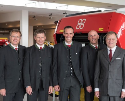 New-management-team-at-Poettinger-3227826_0