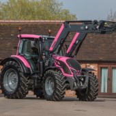 Pink-Valtra-tractor-tours-UK-for-charity-8169374_0