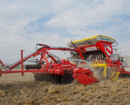 Poettinger-s-flexible-cultivator-drill-combi-8943029_0