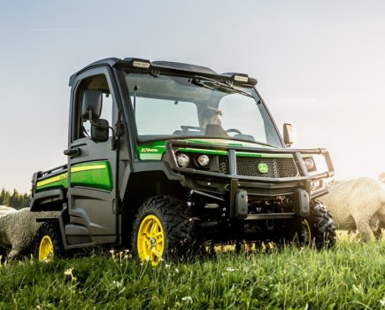 Quietest-ever-cab-for-latest-Gators-8760009_0