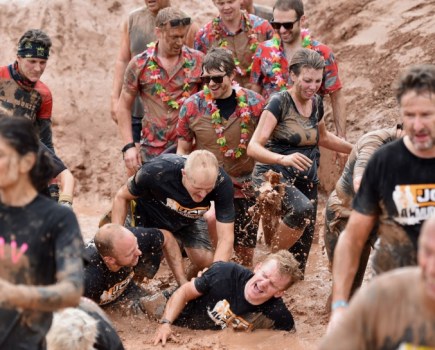 Records-broken-at-JCB-Mud-Run-8386627_0