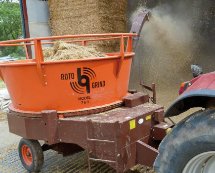 Roto-Grind-Roto-Grind-760-straw-chopper-LSTK-12-2011