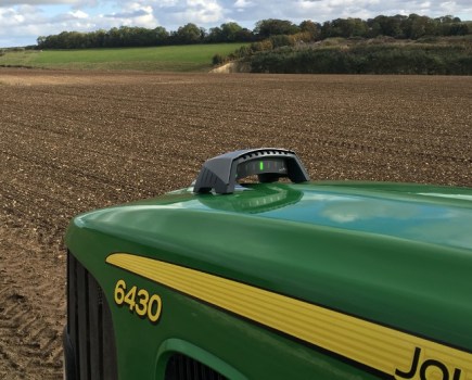 Simple-onTrak-GPS-tractor-guidance-8785408_0
