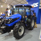 Solis-builds-first-Stage-IV-tractor-5864270_0