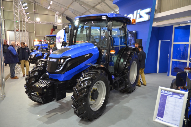 Solis-builds-first-Stage-IV-tractor-5864270_0